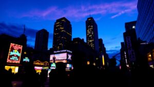 City Life at Dusk: A Street Snapshot – free AI stock image