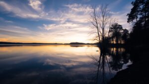 Dusk Reflections at Serene Lake – free AI stock image