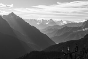 Monochrome Mountains Under a Cloudy Sky – free AI stock image
