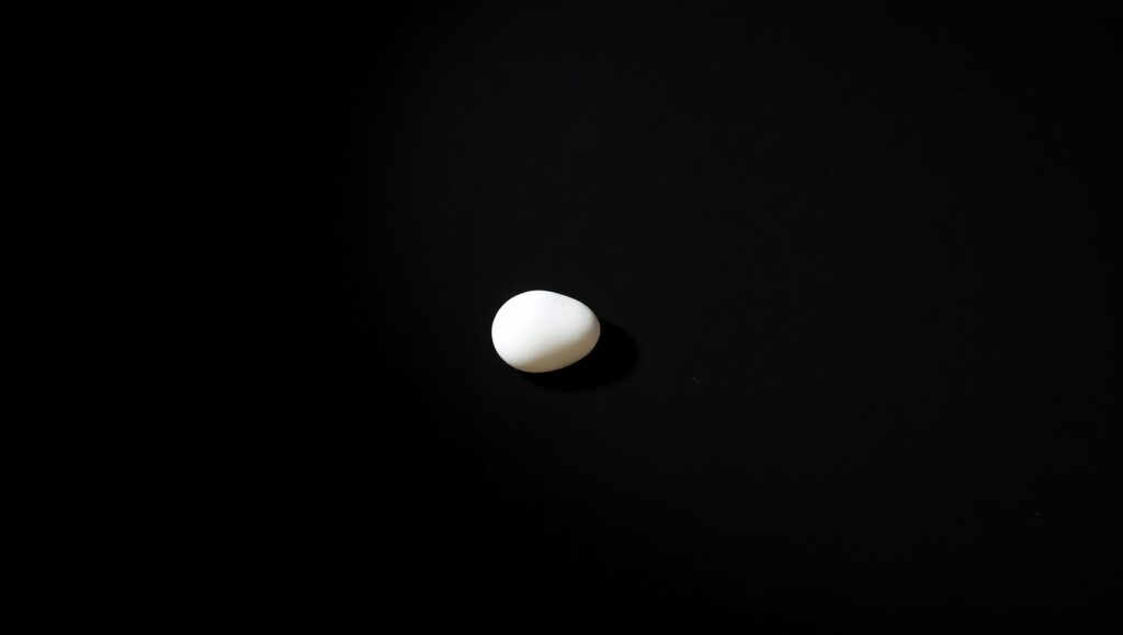 Solitude in Minimalist Design – free AI stock image