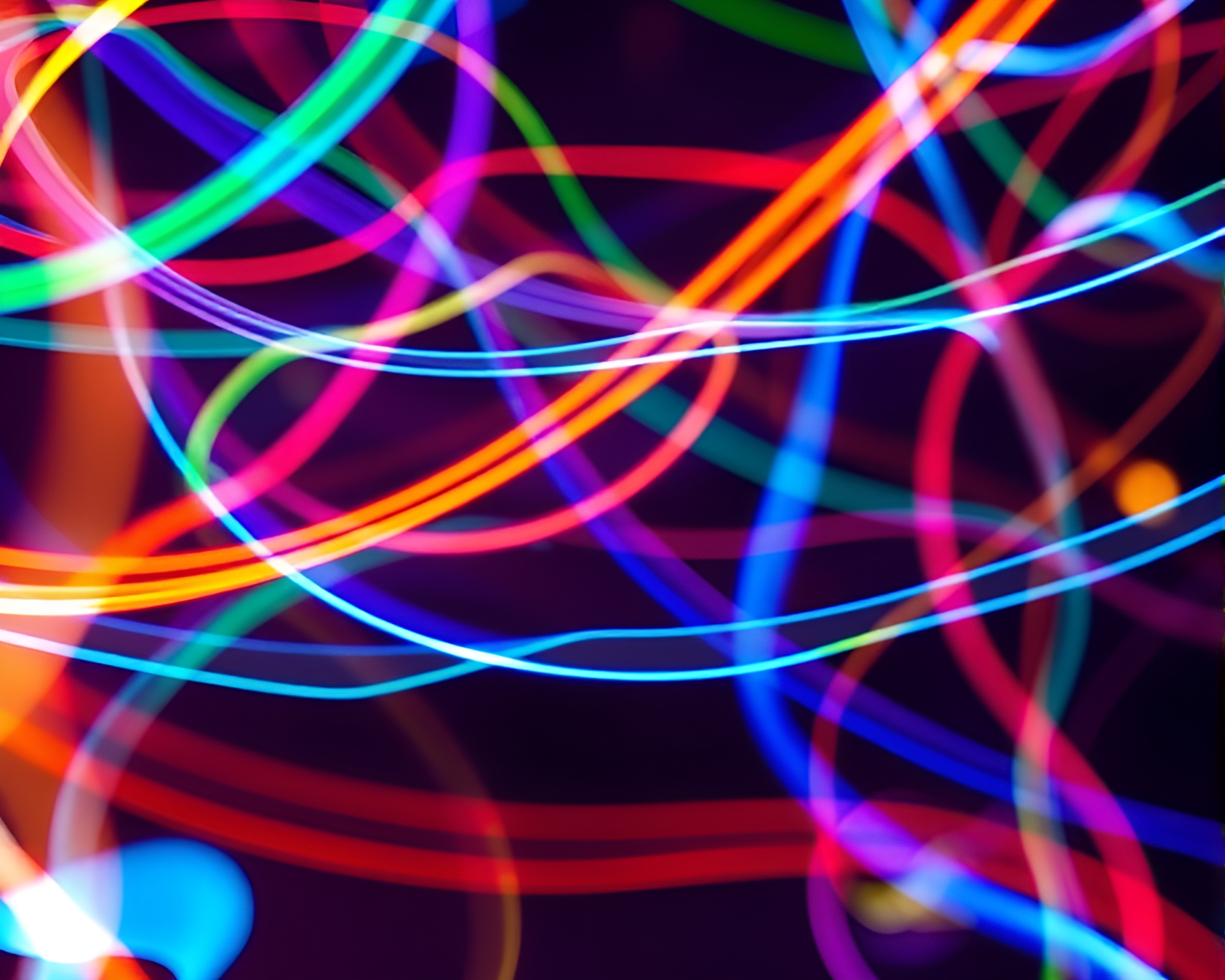 Vibrant Kinetic Light Trails Dancing in Dynamic Atmosphere – free AI stock image