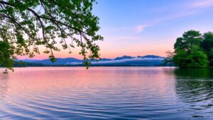 Twilight Reflections Over Serenity Lake – free AI stock image