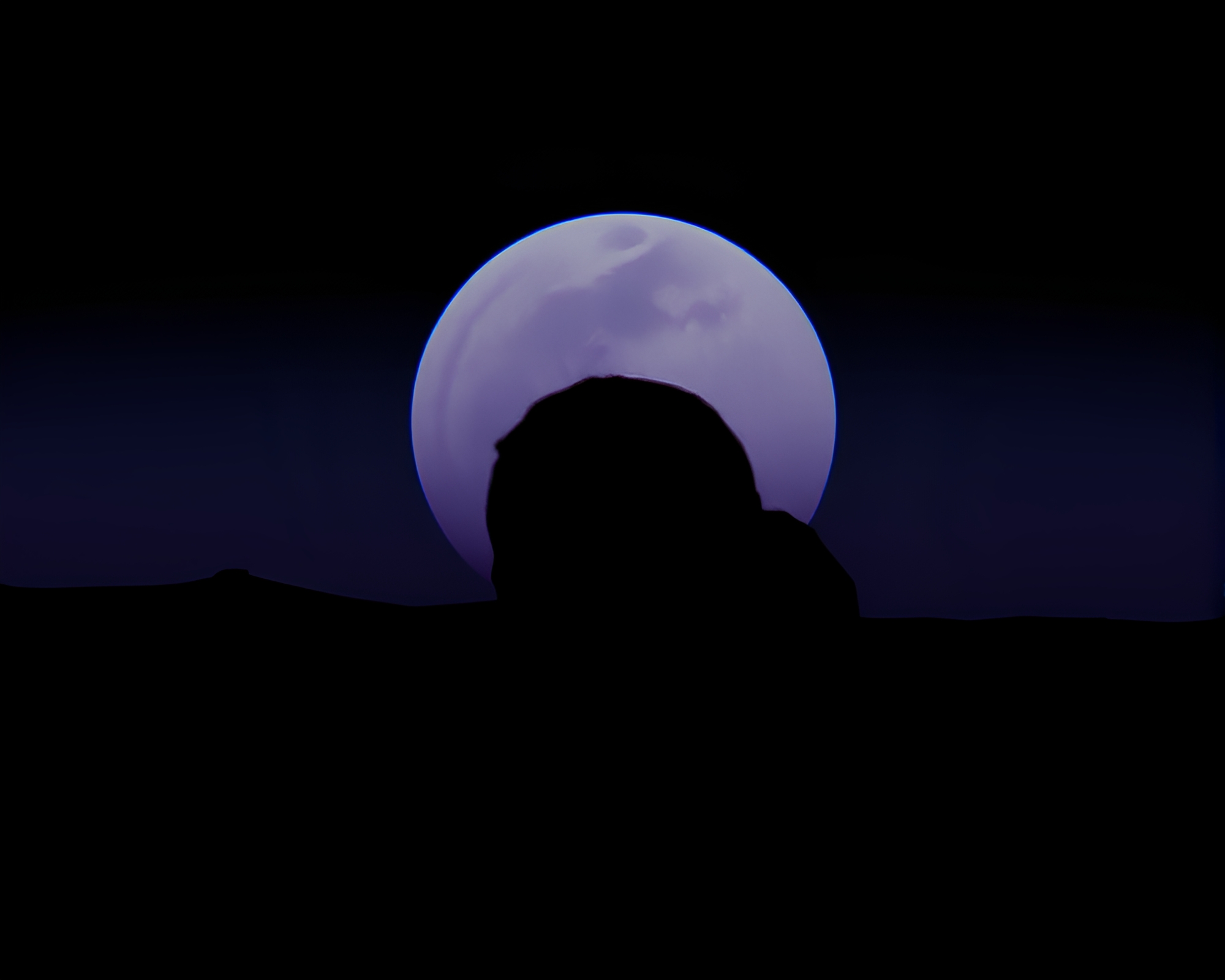 Telescope Reflection Silhouette in 8-Bit Cross-Processed Style – free AI stock image