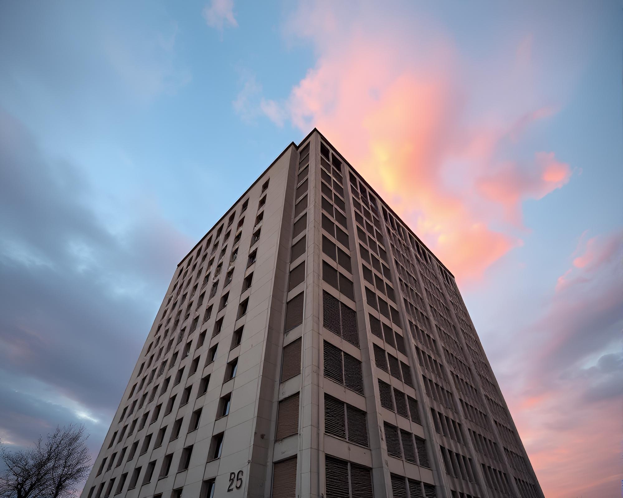 Brutalist Sunset: Wide-Angle Urban Architecture – free AI stock image