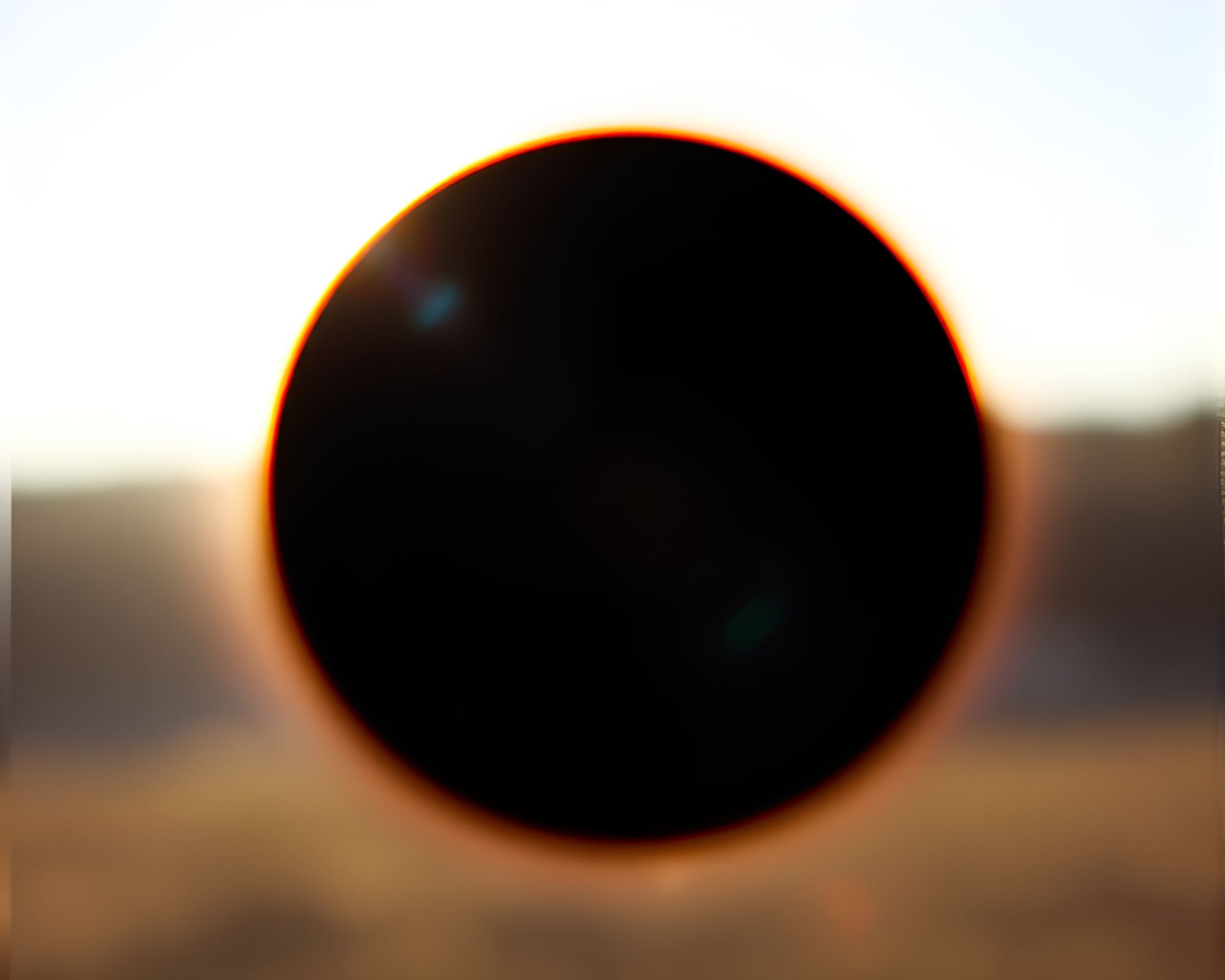 Ethereal Eclipse: Glitch Artifacts and Crystal Clarity – free AI stock image