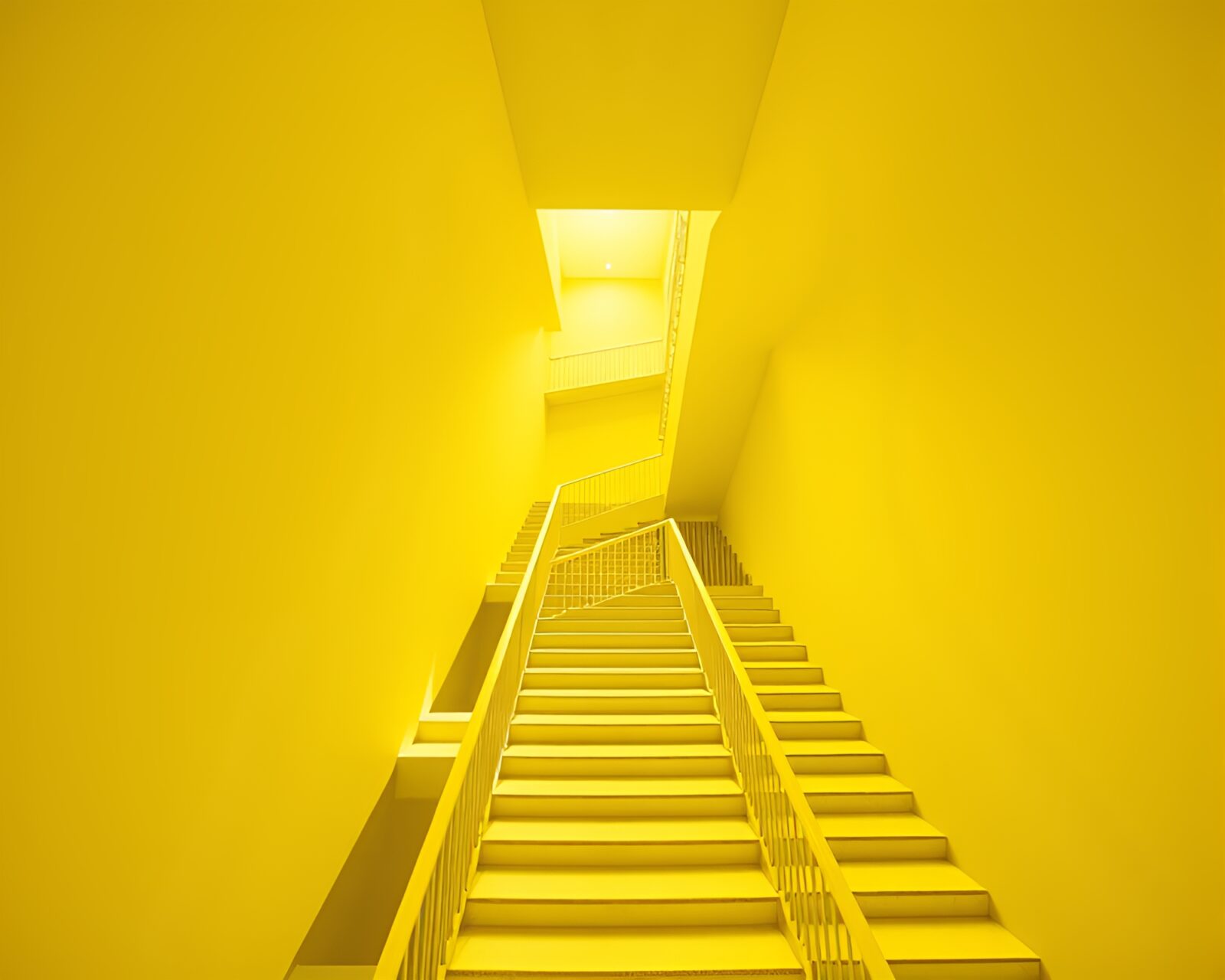 Vivid monochrome rendering of Escher staircase in real-time