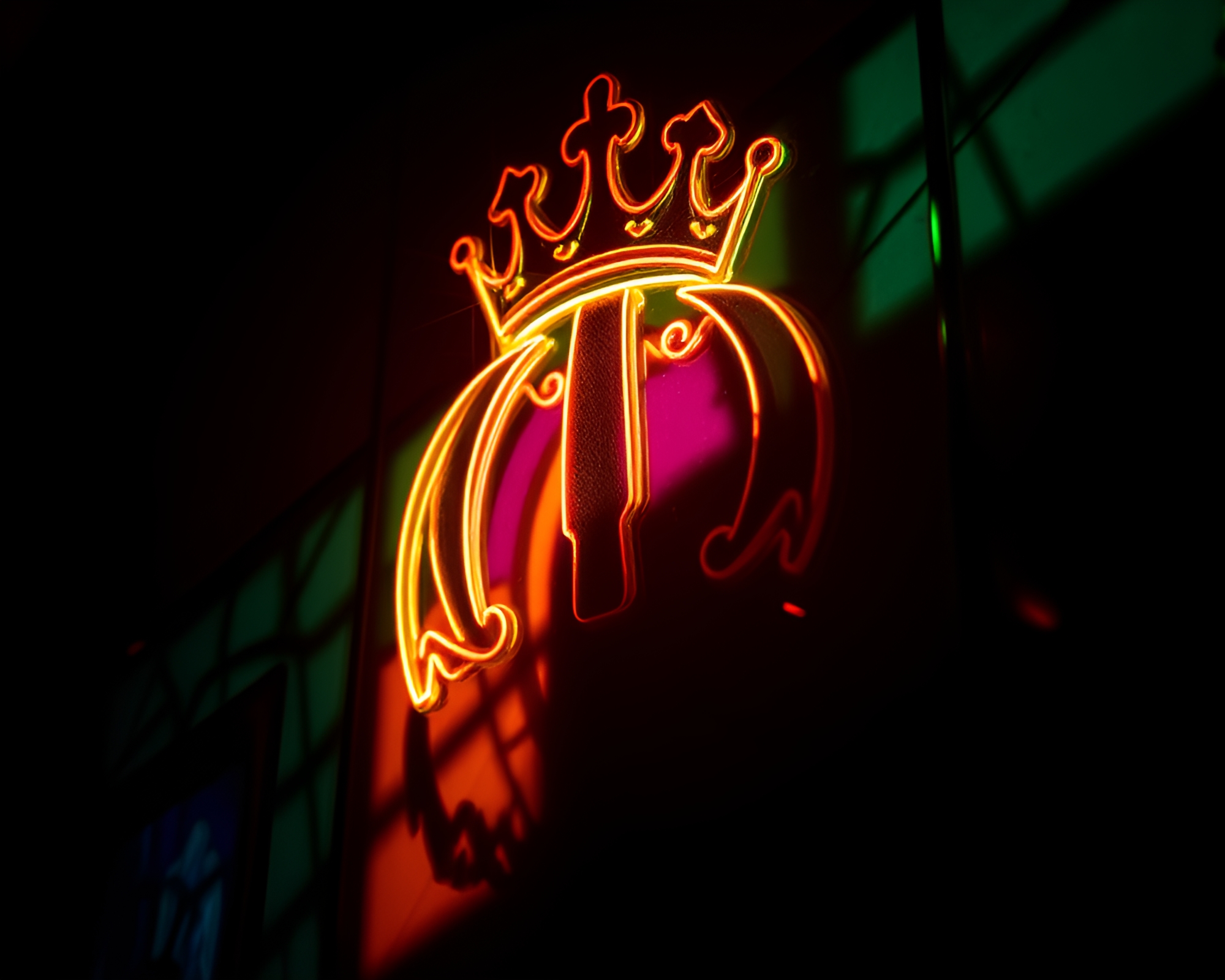 Neon Crown in Stained Glass Shadow Art – free AI stock image