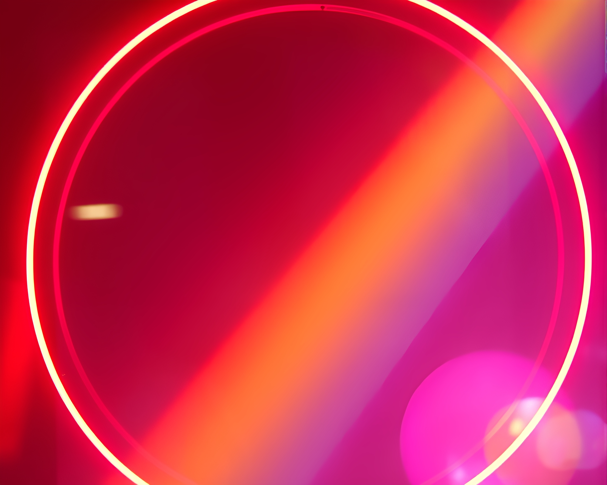 Vibrant Neon Rainbow Refraction in Ambient Vaporwave Cityscape – free AI stock image