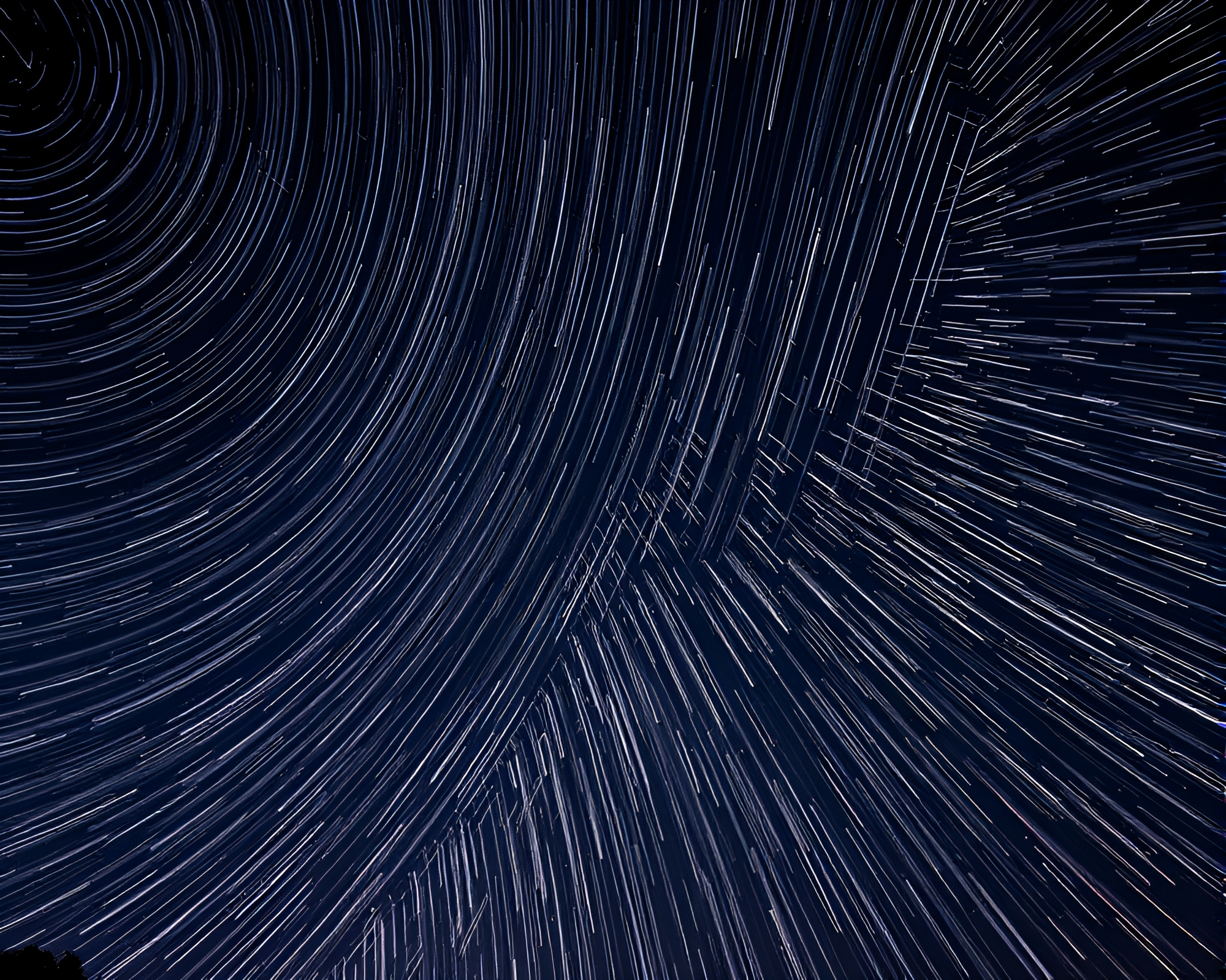 Leviathan Spectacle: Sparkling Trails in Starlit Sky – free AI stock image