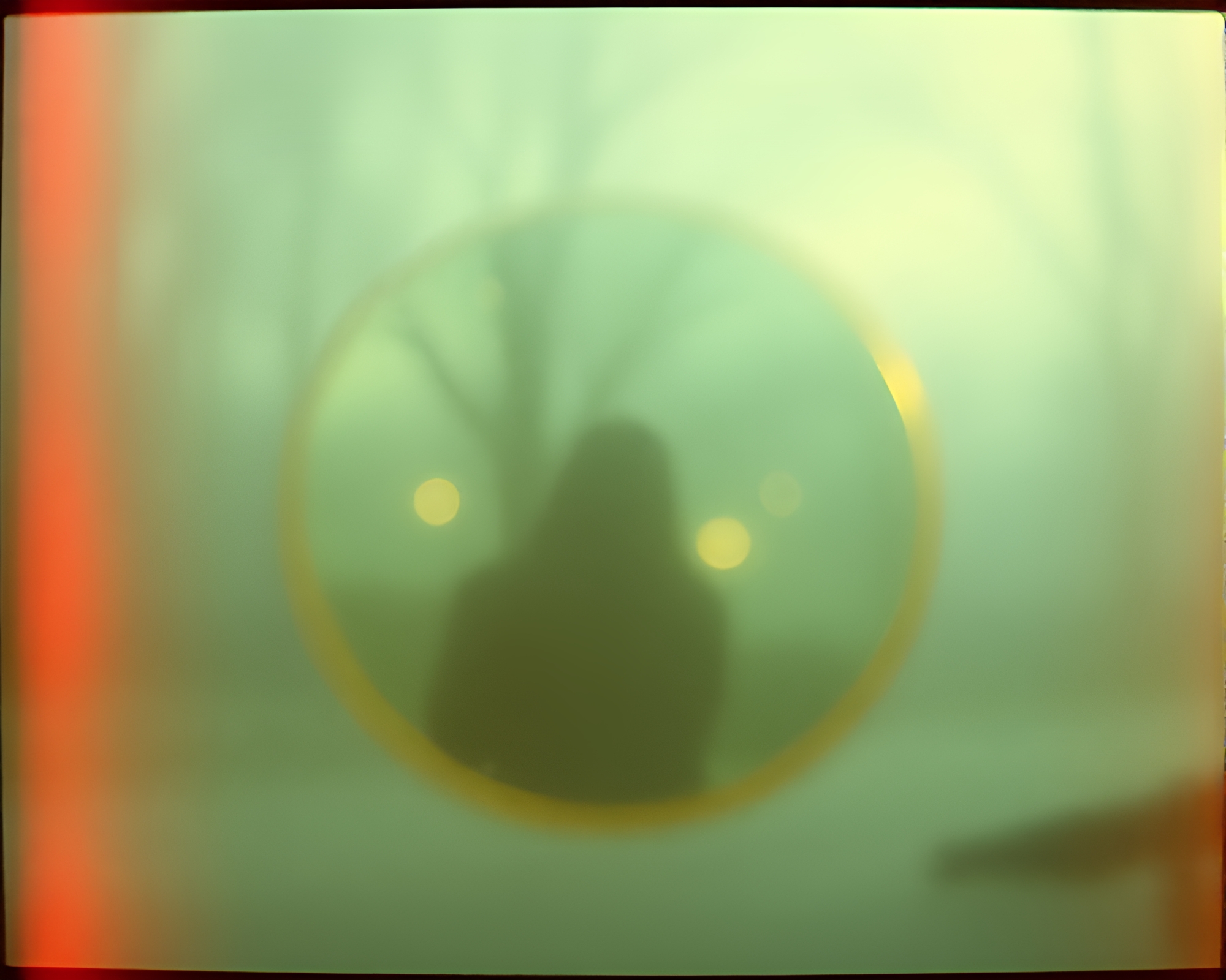 Ring of Reflections in Hazy Film Grain – free AI stock image