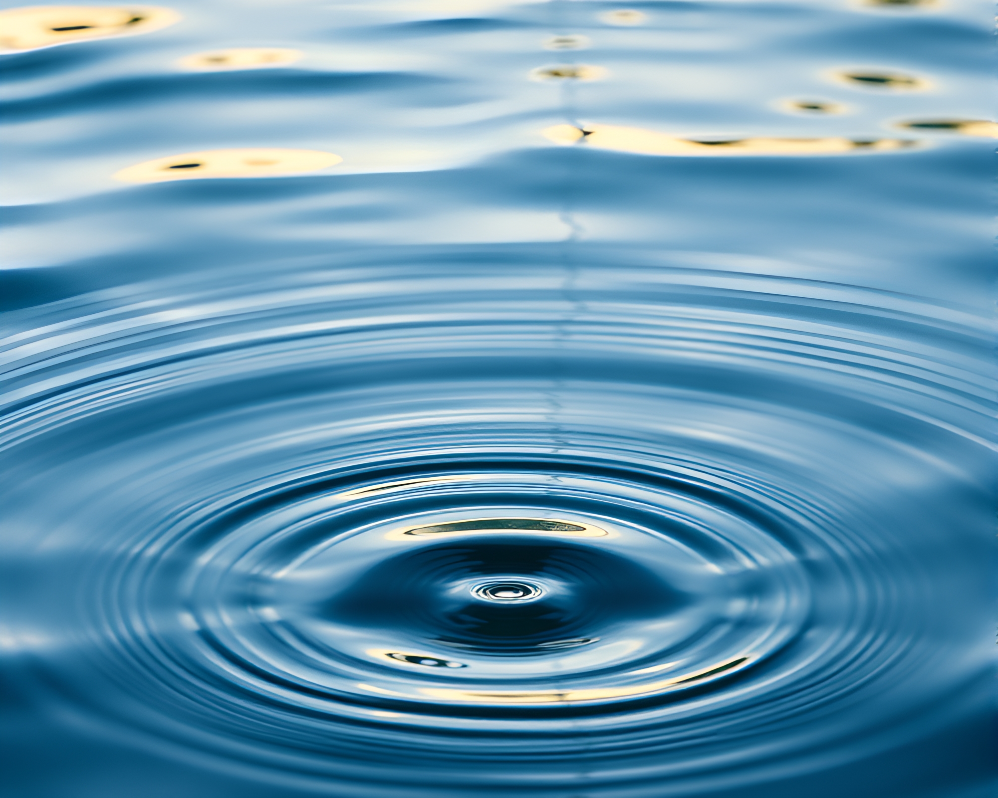 Camera capturing water reflection ripples in high saturation – free AI stock image