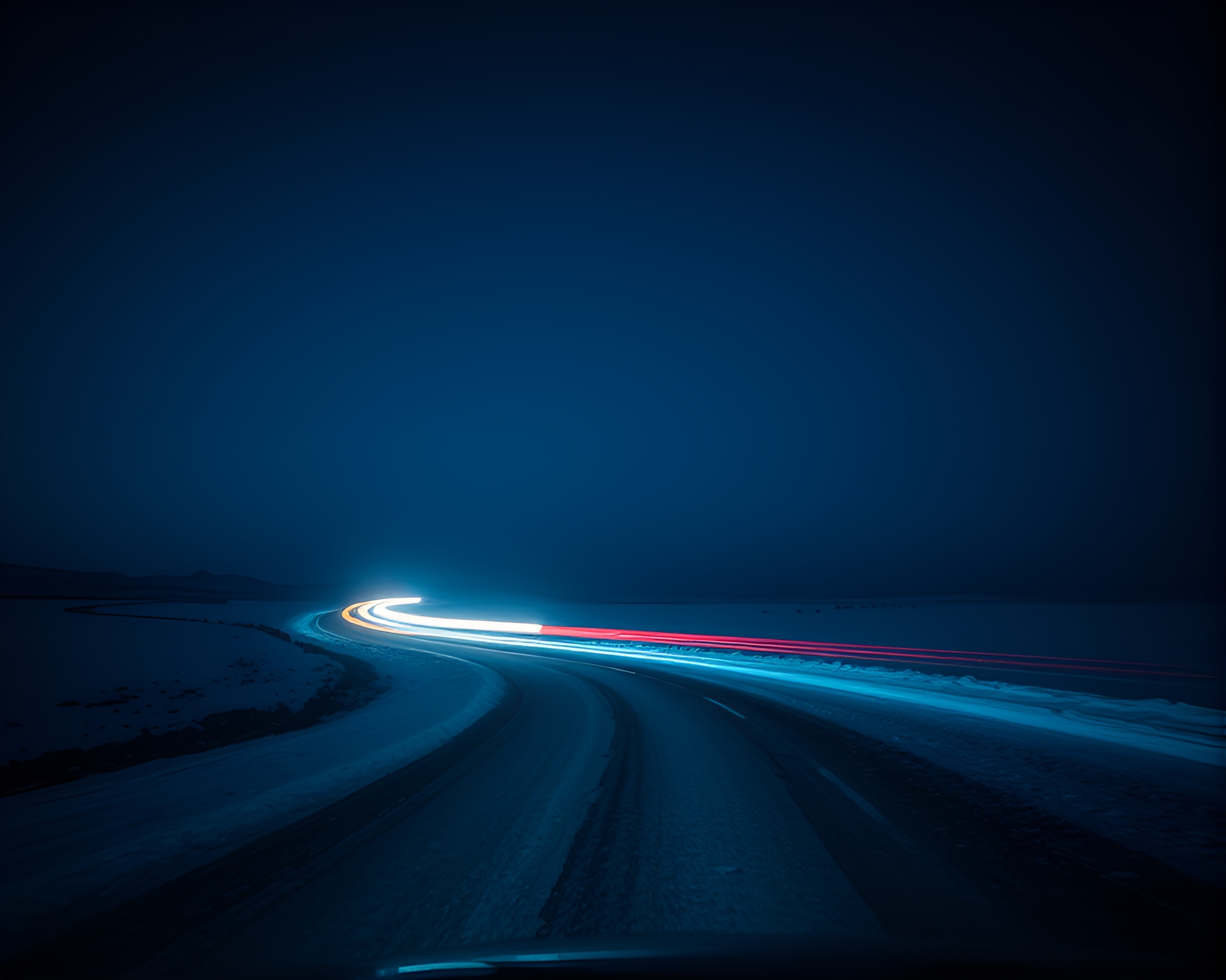 Sapphire Light Trails Illuminate Northern Tundra Landscape – free AI stock image