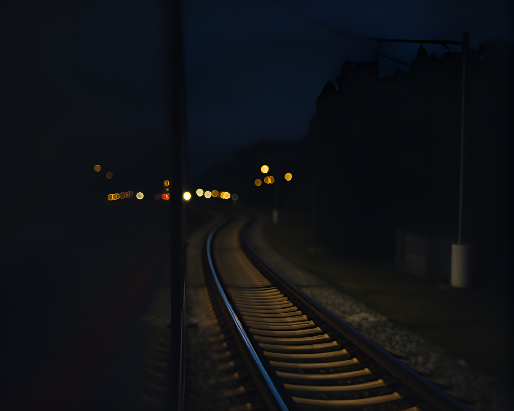 Sloth riding light trail train in tenebrism scenery – free AI stock image