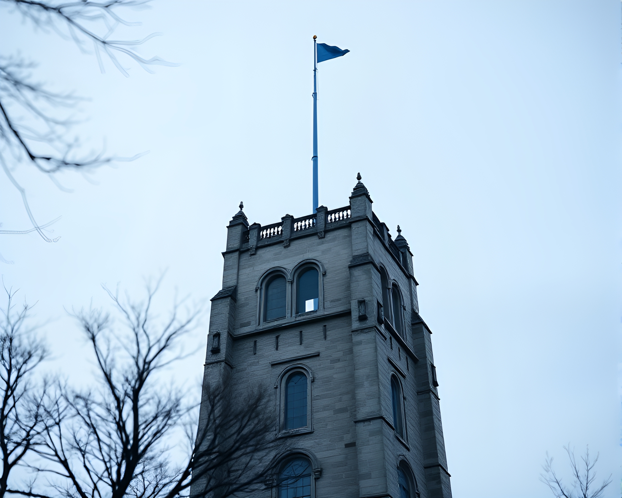 Minimalist Tower in Sapphire Horizon – free AI stock image