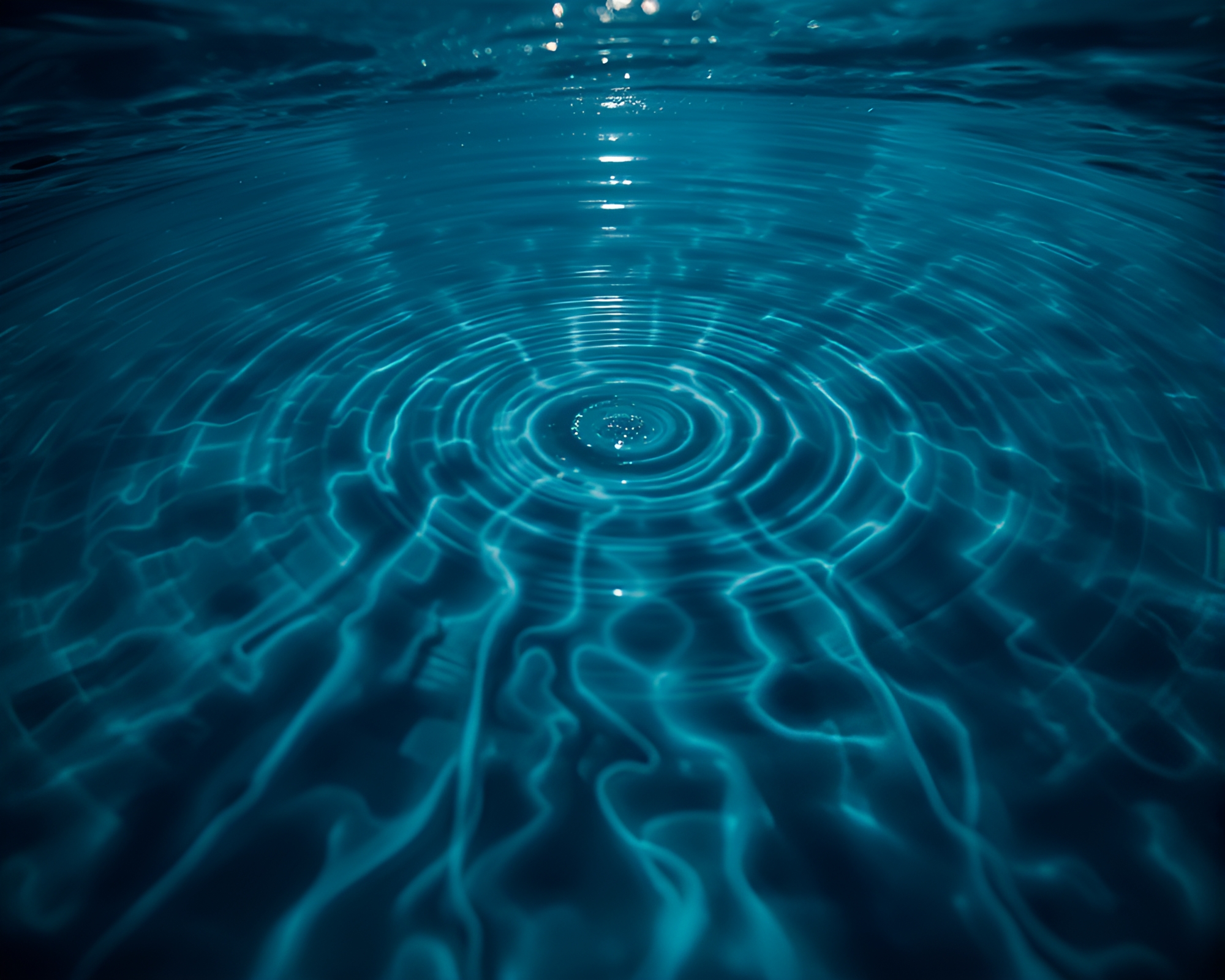 Enchanting Underwater Dome Reflecting Stardust Shimmer – free AI stock image