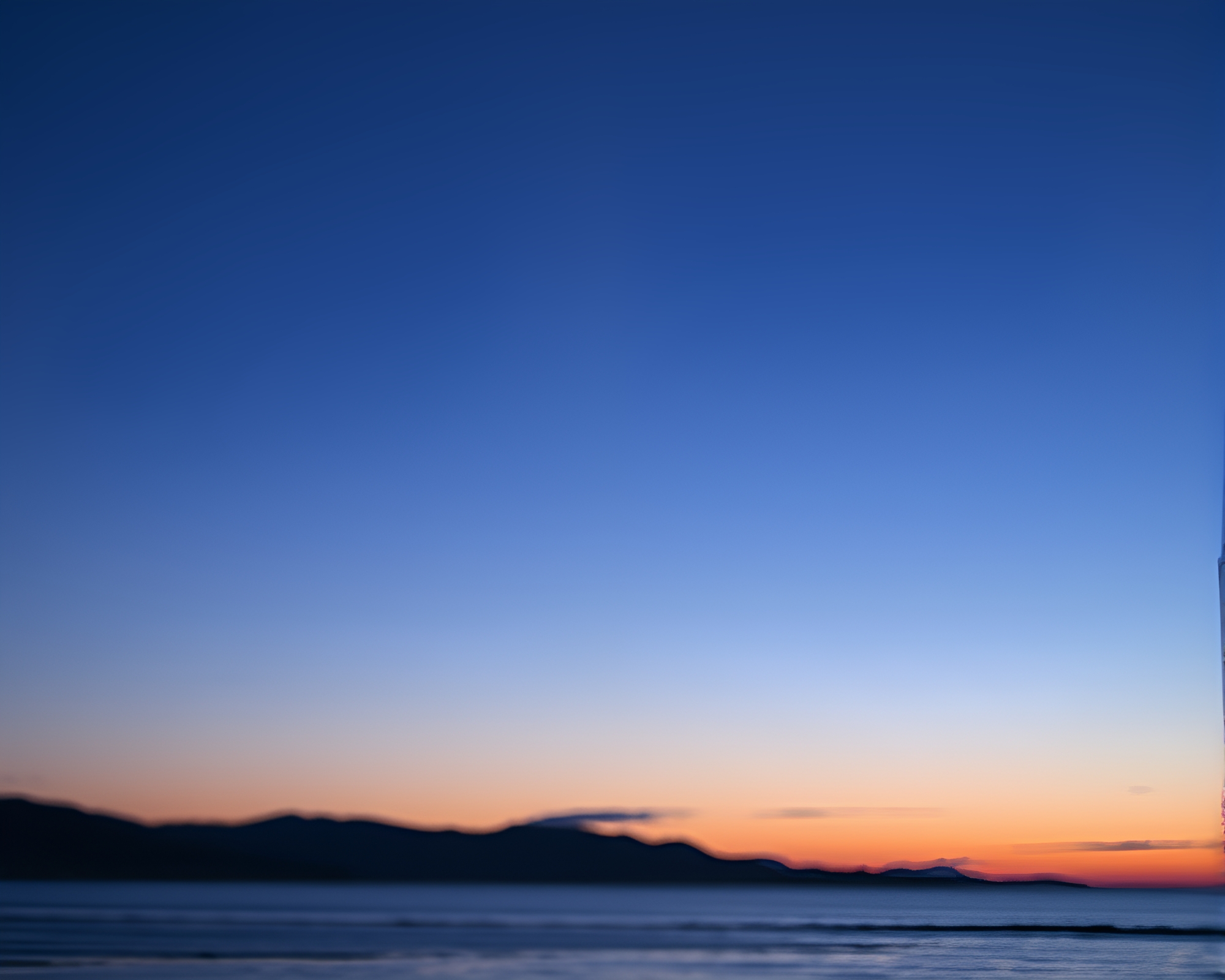 Silk Kimono Elegance at Twilight Blue Hour – free AI stock image