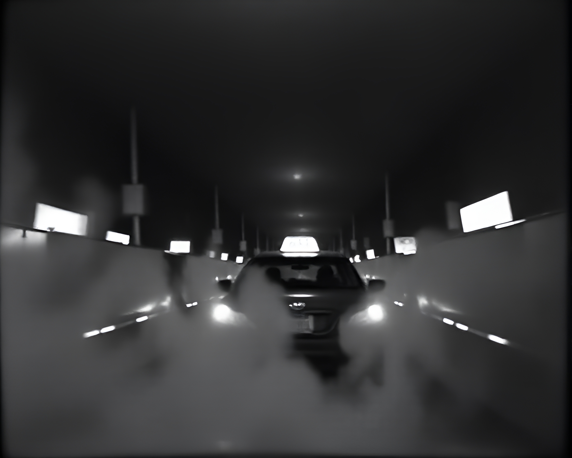 Surreal Hover Taxi in Smoke Ring Sky – free AI stock image