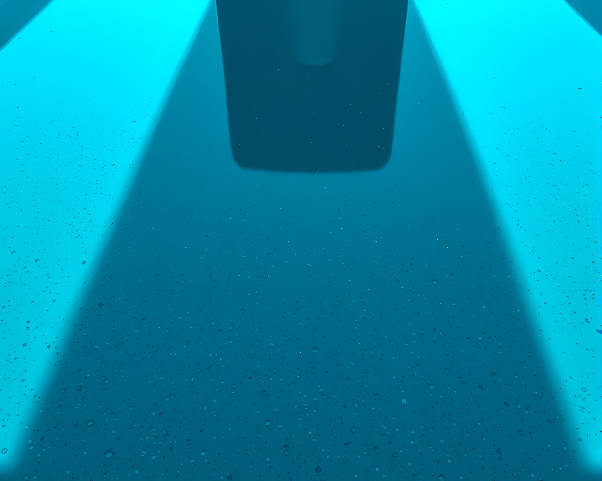Teal Serenity: Reflections of Stippled Obelisk – free AI stock image
