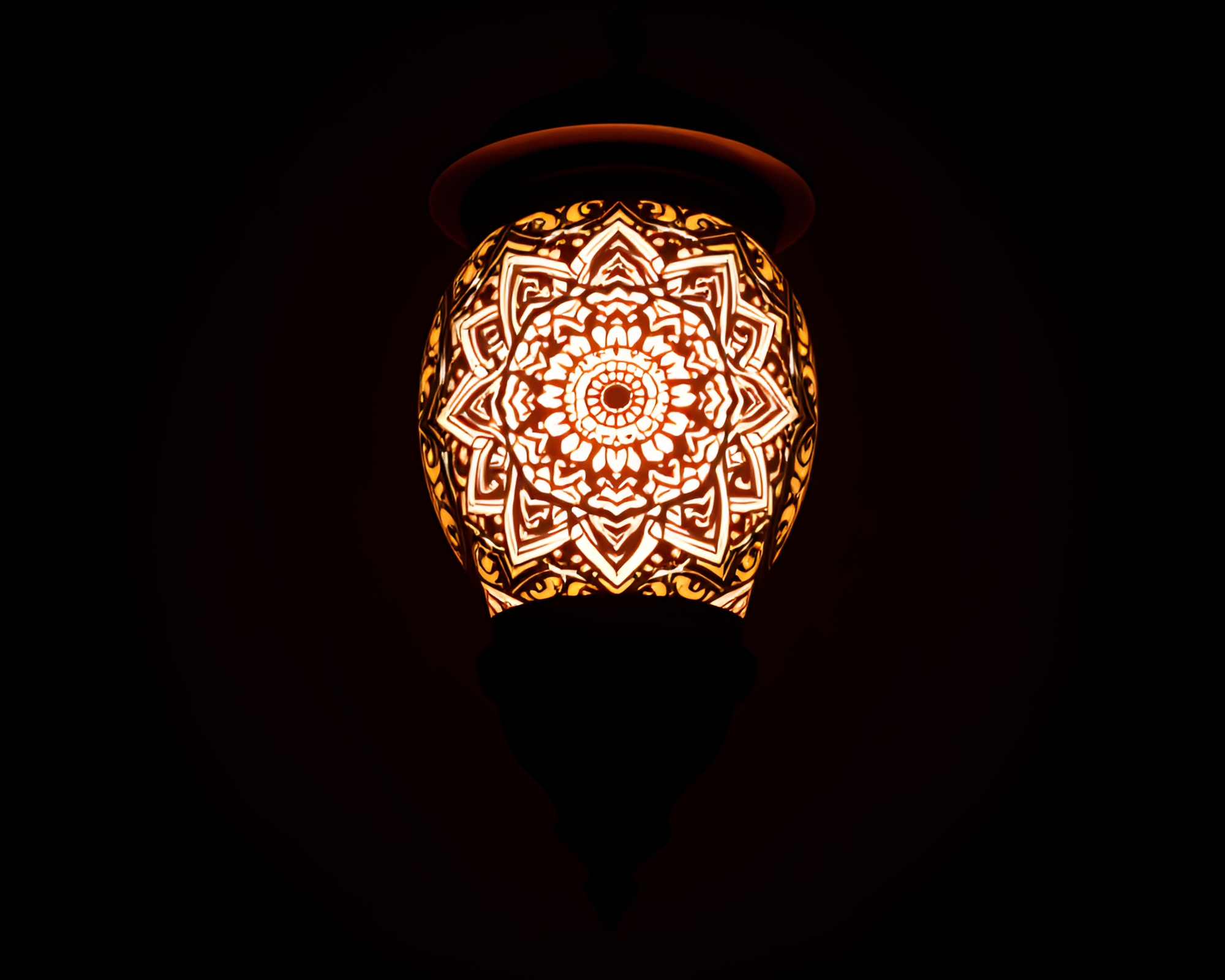 Mandala Lantern Glow in Crosshatched Telephoto Serenity – free AI stock image