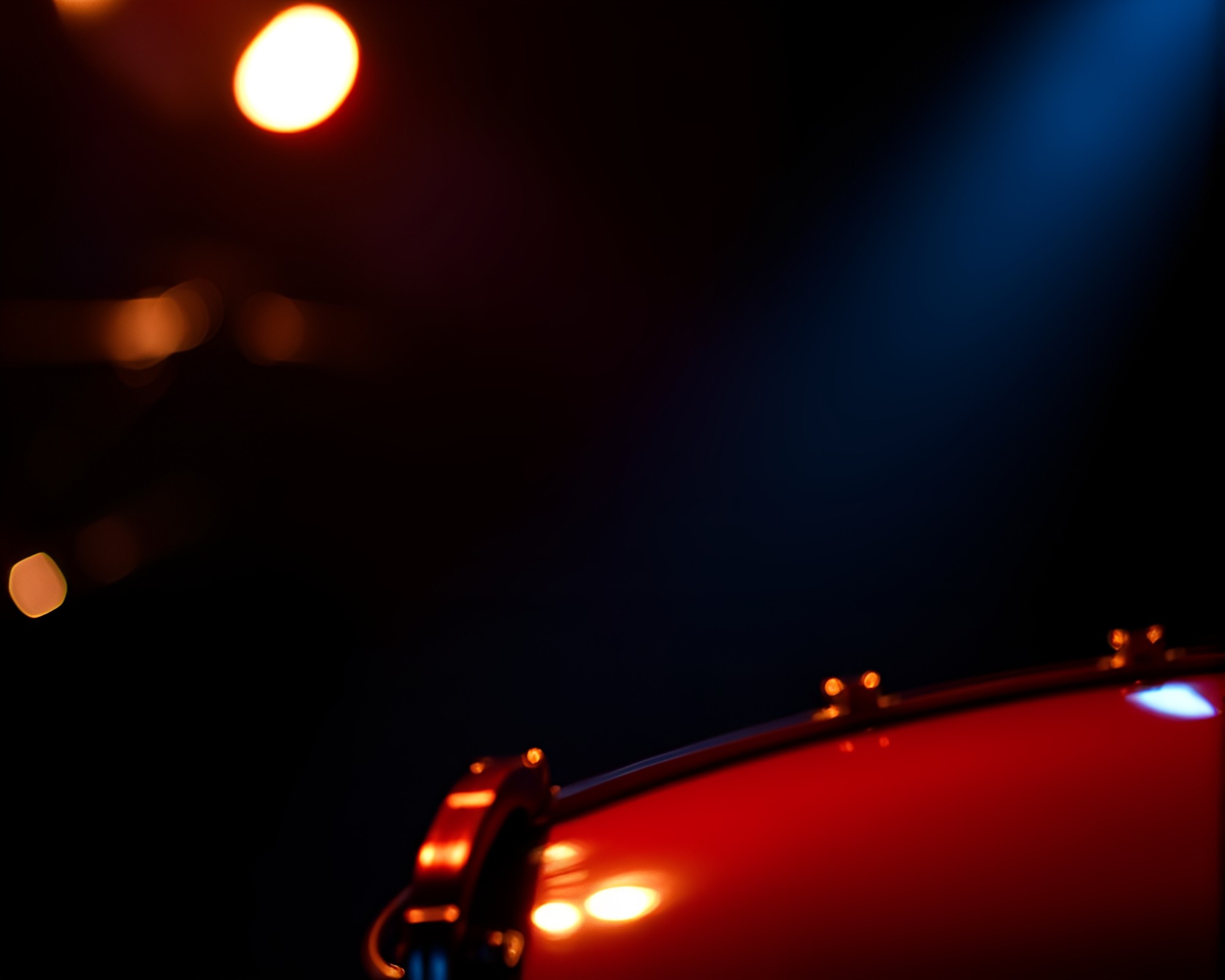 Chromatic Aberration Drum Shadow Bokeh Composition – free AI stock image